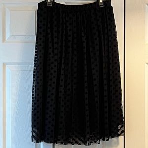 Bobeau women’s black/ black polka dot skirt - XL